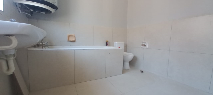 To Let 3 Bedroom Property for Rent in Wetton Western Cape